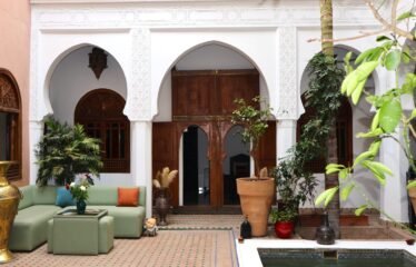 Riad Zein, Médina