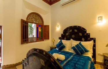 Riad Zein, Médina