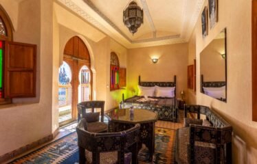 Riad Zein, Médina