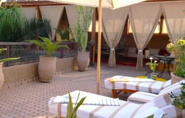 Riad Zein, Médina
